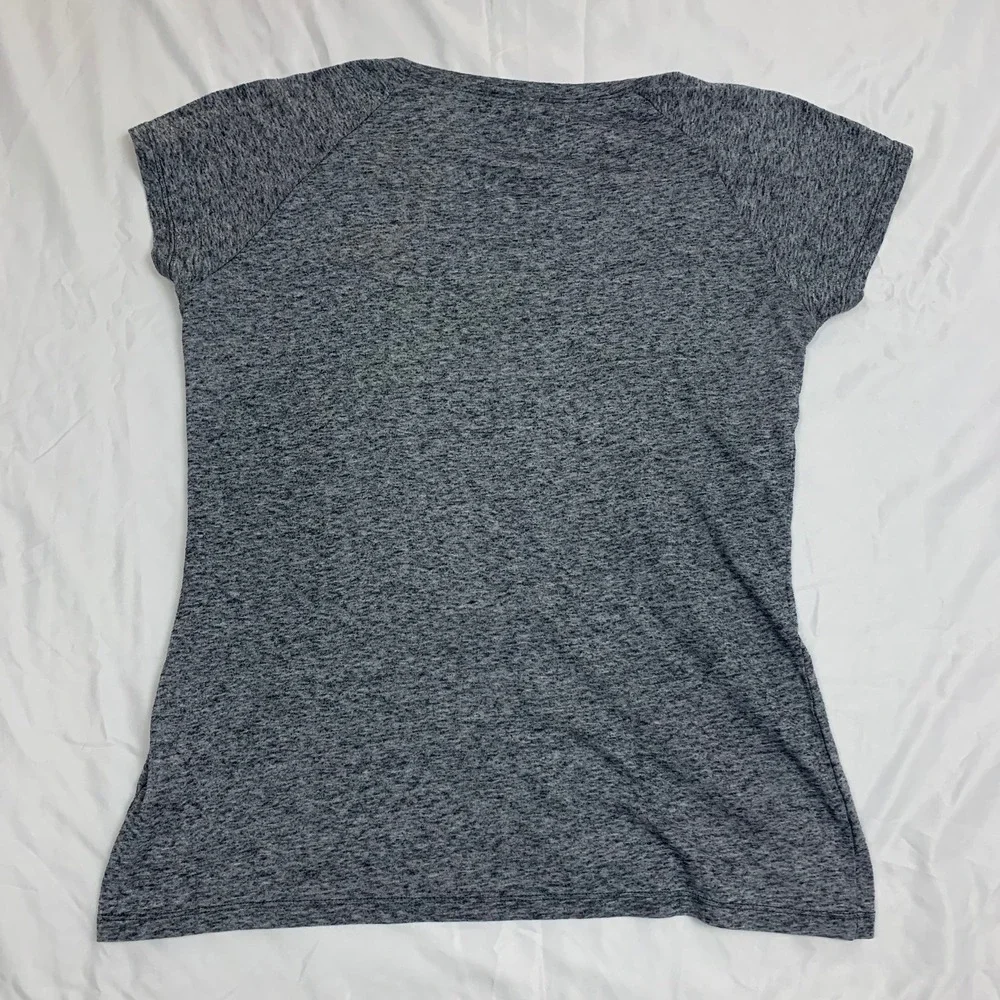 The North Face T-Shirt Womens Small Grey Graphic Slim Fit Short Sleeve Tee - Picture 4 of 7
